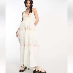 Free people NWT Free People embroidered cotton gauze boho maxi dress in ivory